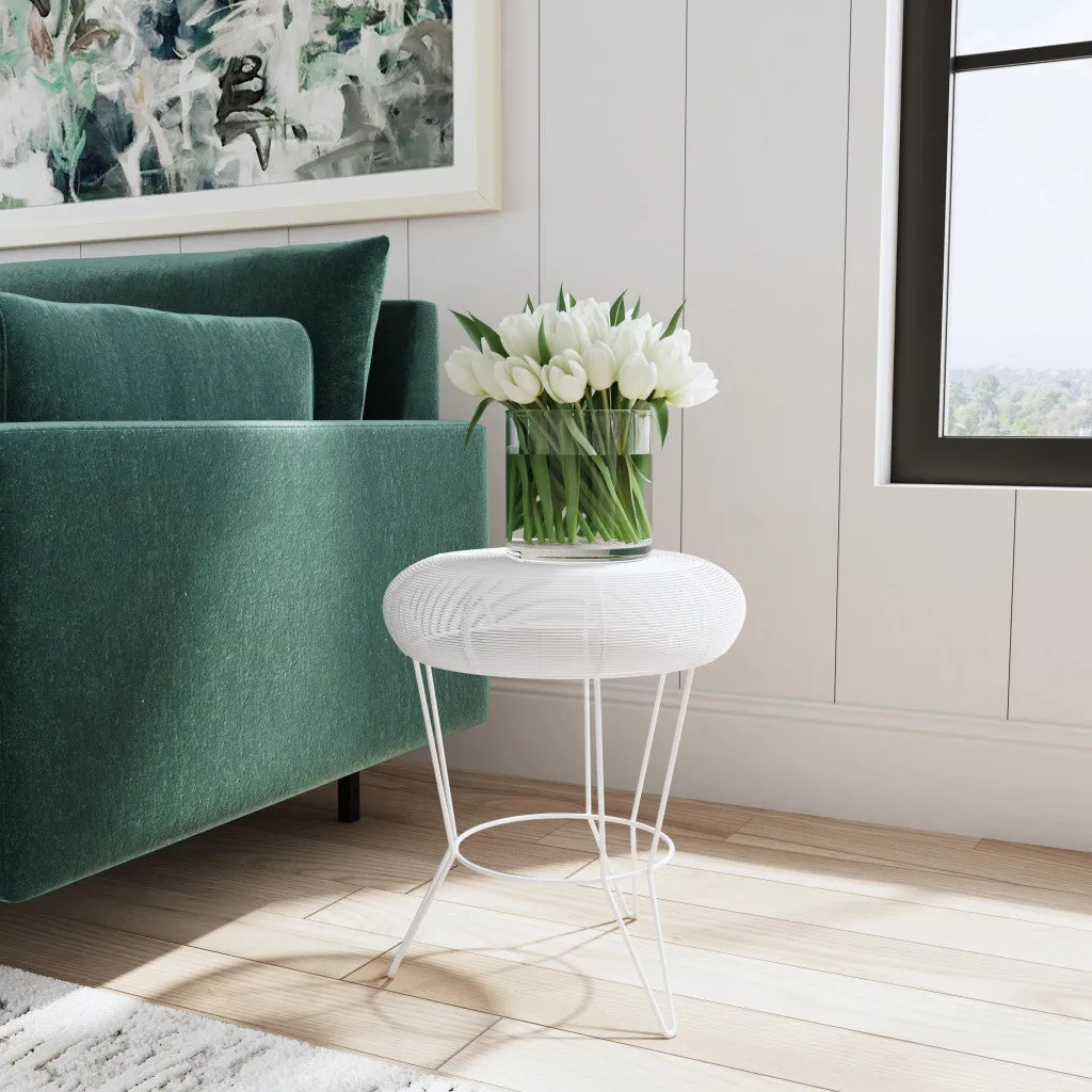 18" White Wire Round top End Table By Homeroots