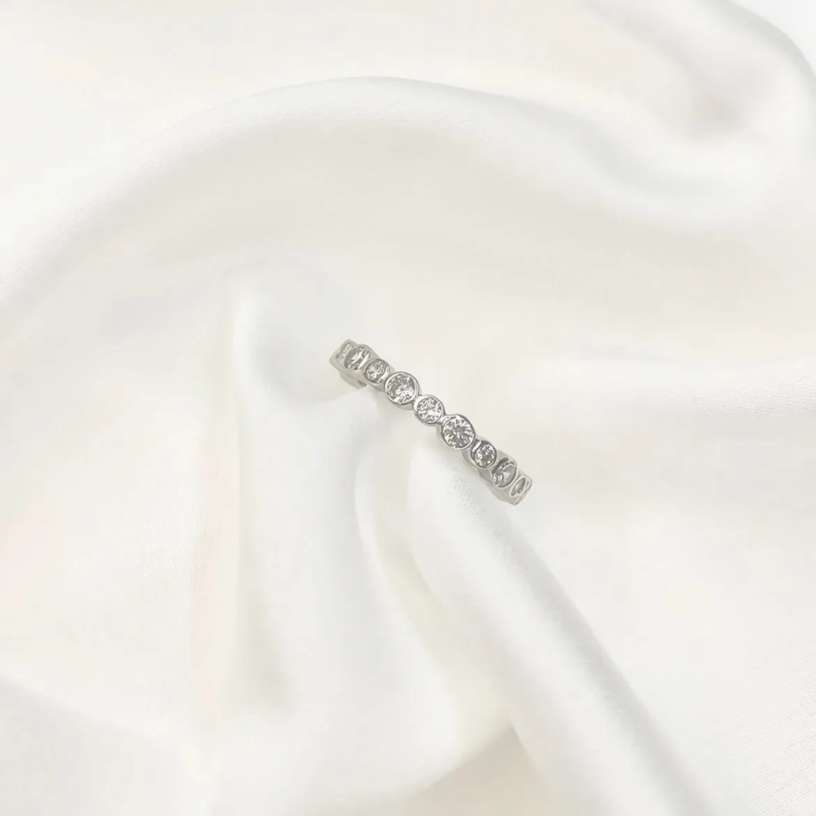 Alternating Bezel Eternity Band Ring