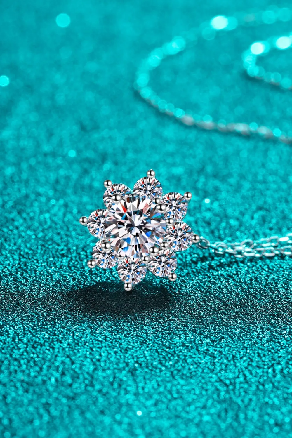 *APP EXCLUSIVE* 1 Carat Moissanite Snowflake Pendant Necklace