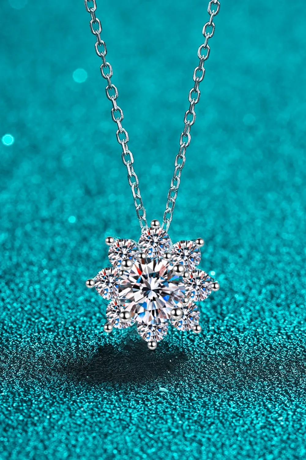 *APP EXCLUSIVE* 1 Carat Moissanite Snowflake Pendant Necklace