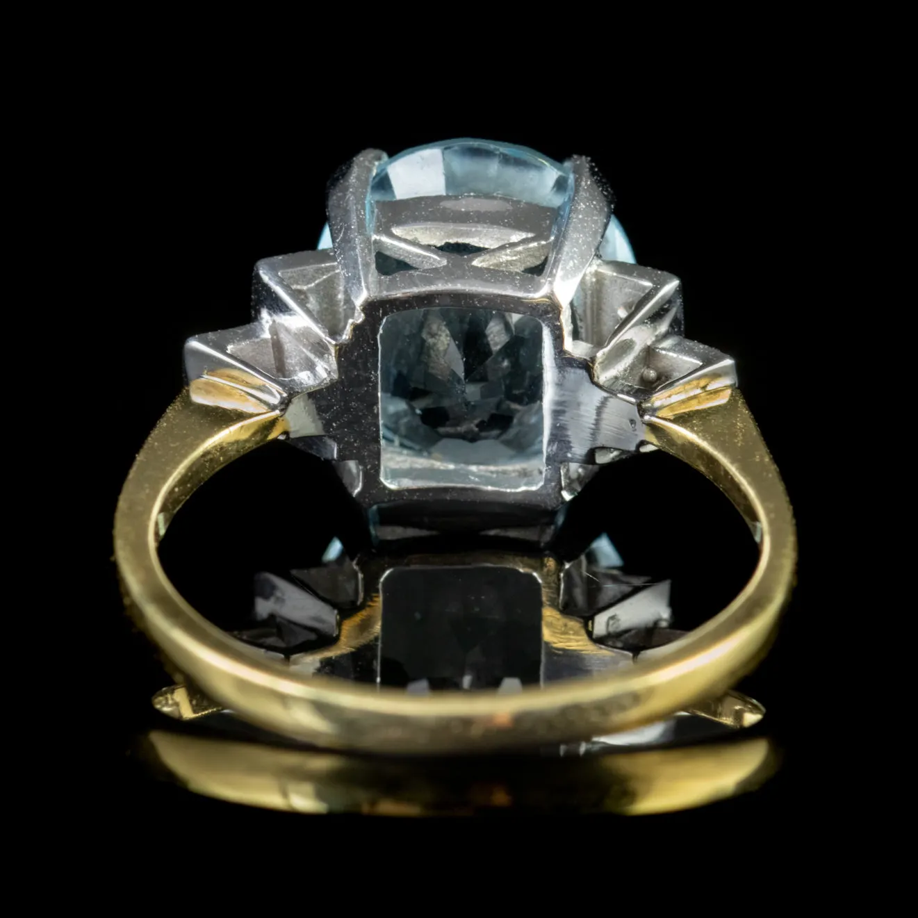 Aquamarine Diamond 18Ct Gold Ring 5.25Ct Aquamarine 0.40Ct Diamond