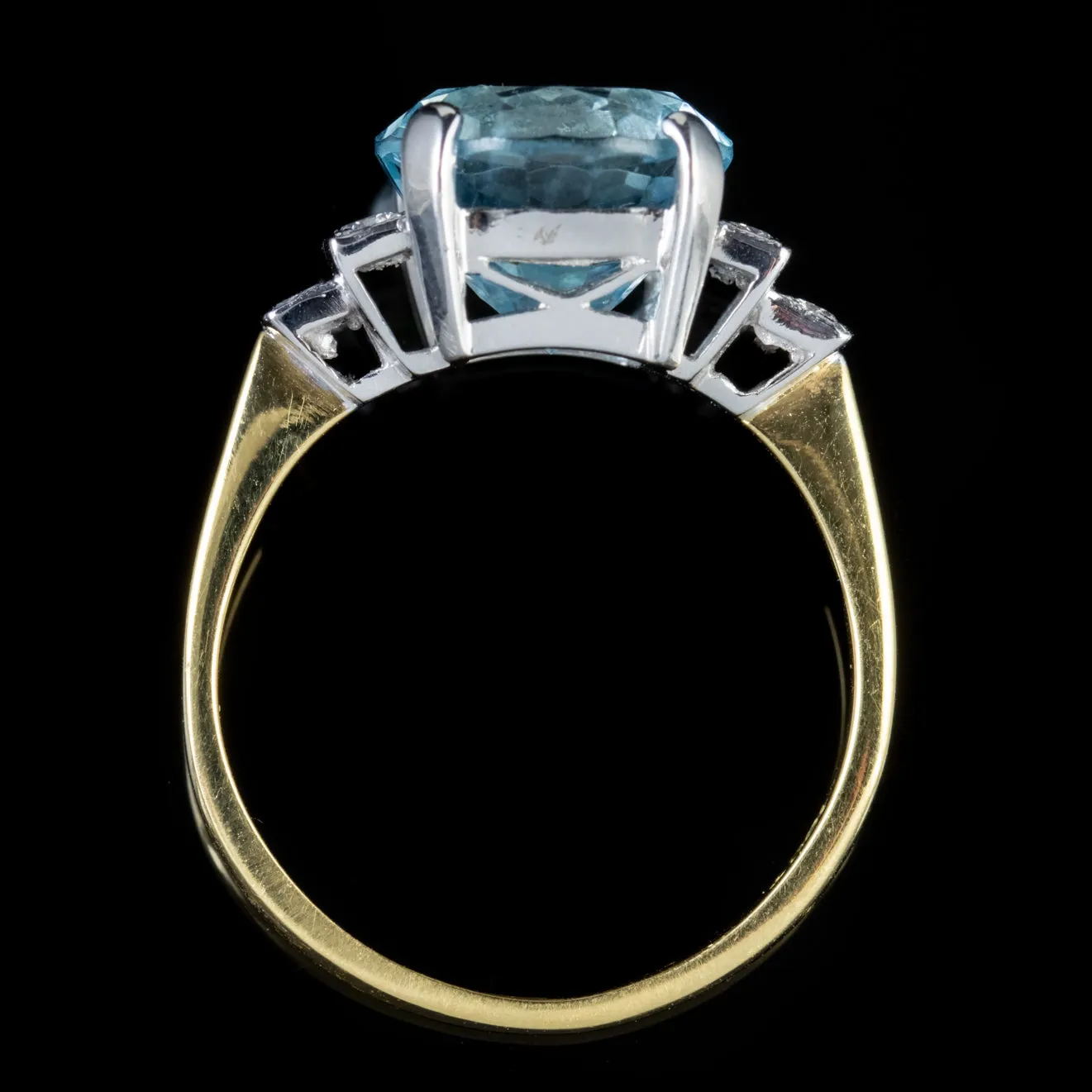 Aquamarine Diamond 18Ct Gold Ring 5.25Ct Aquamarine 0.40Ct Diamond