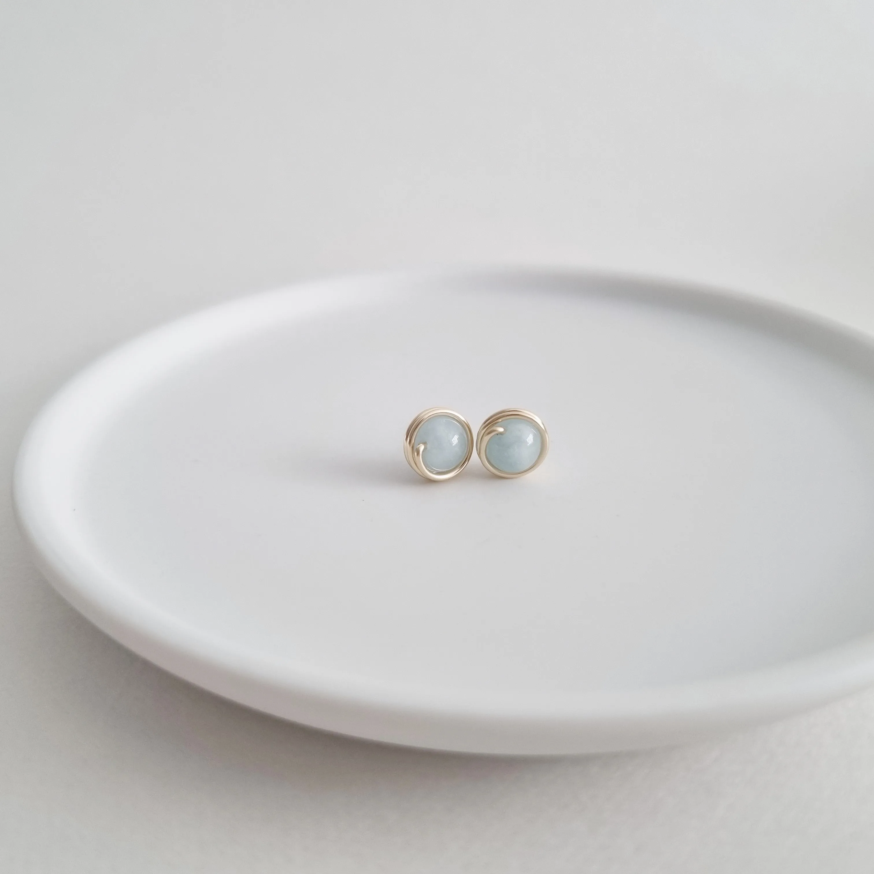 Aquamarine Earstuds (Medium) / 14k Gold-filled