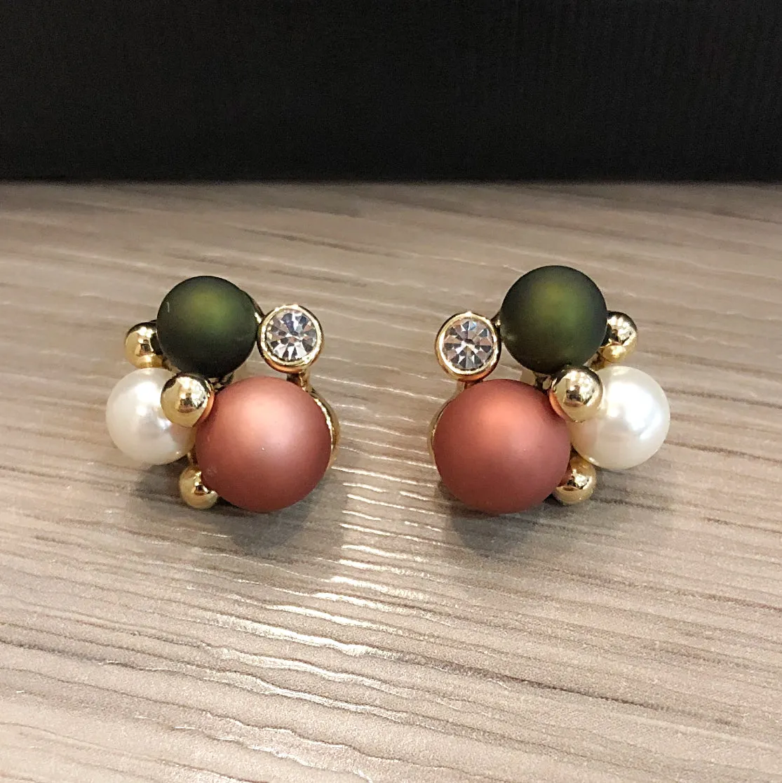 Bauble Pearls Earrings