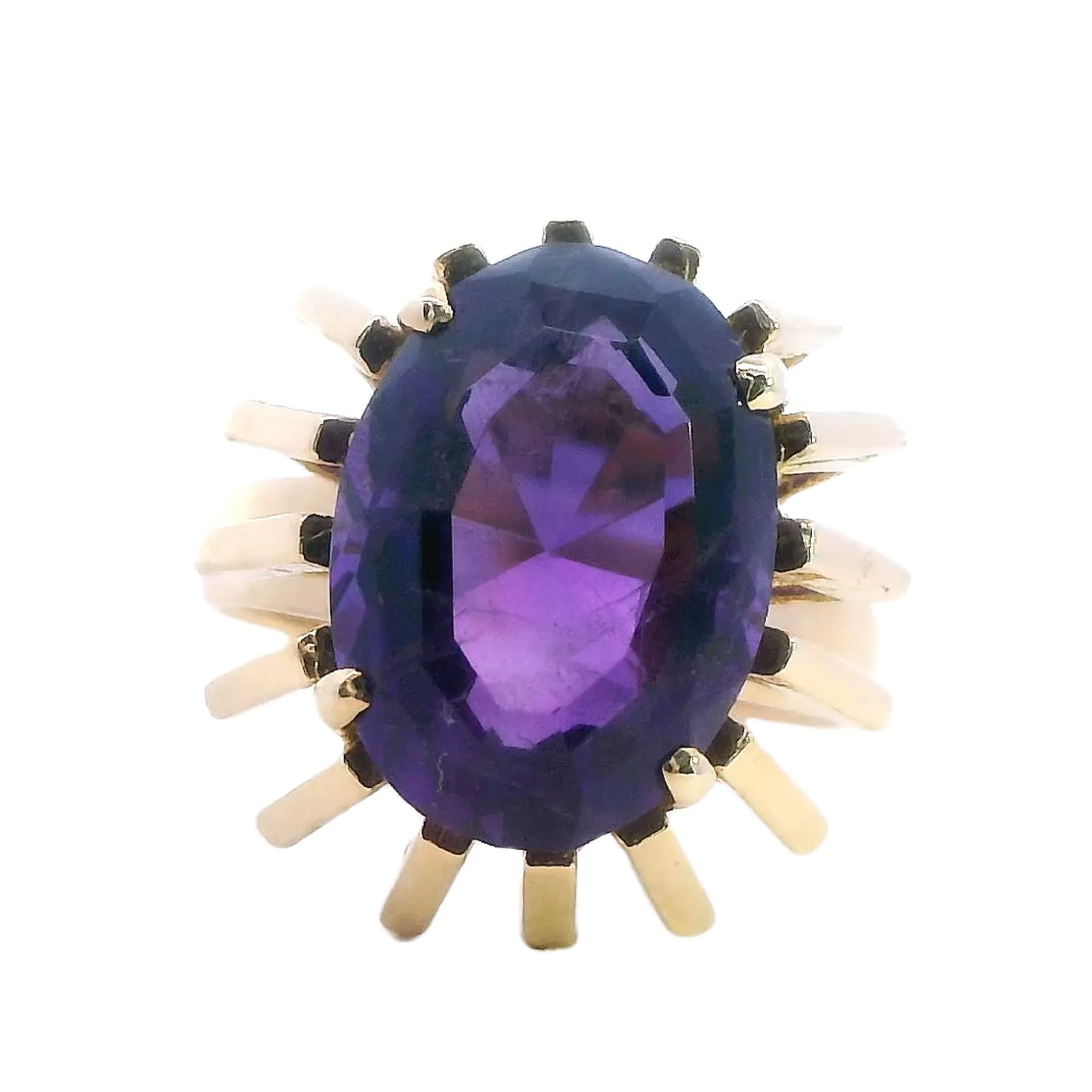 Elegant Yellow Gold Amethyst Ring - Statement Piece