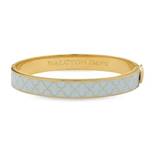 HALCYON DAYS 18K YELLOW GOLD PLATED 10MM AGAMA FORGET-ME-NOT ENAMELED BANGLE BRACELET