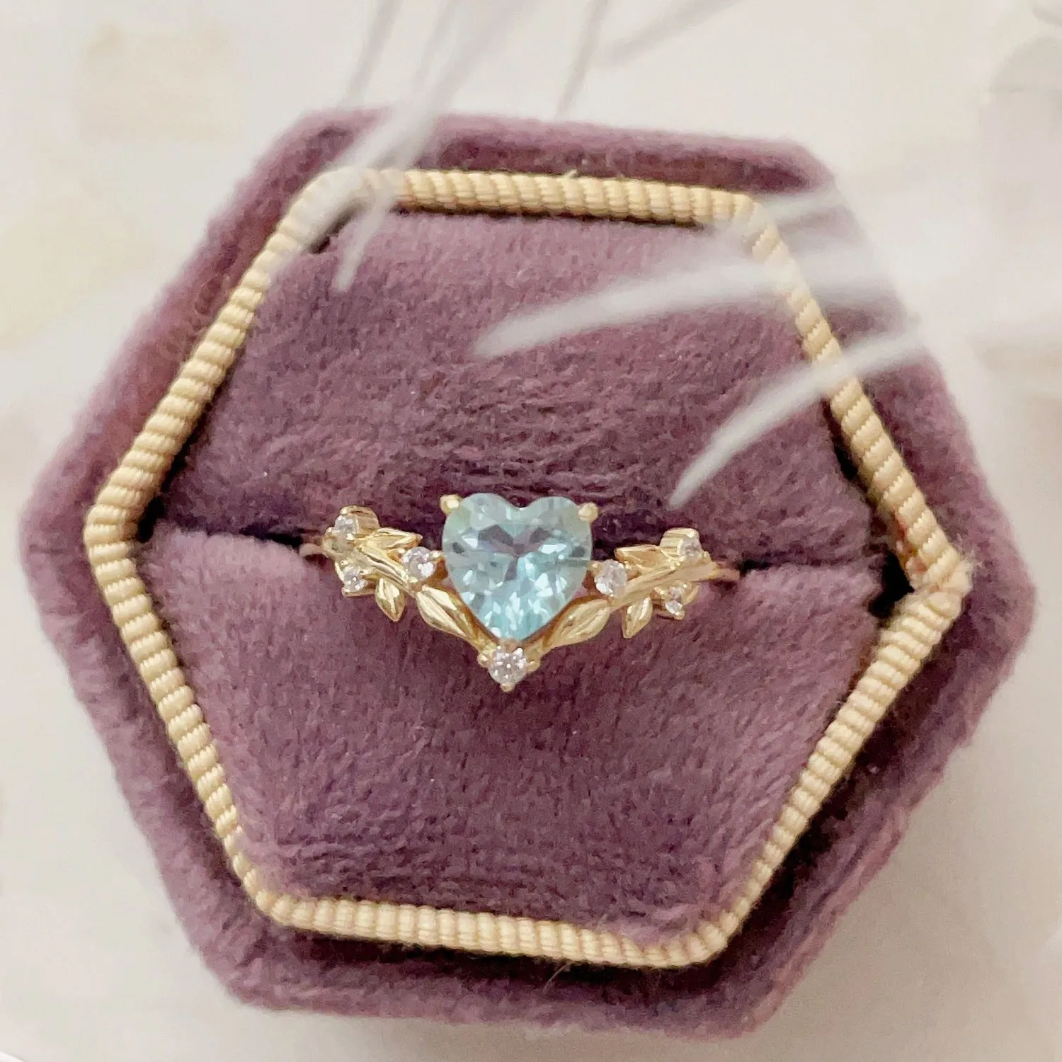 Heart’s Desire Aquamarine Ring (Yellow Gold)©