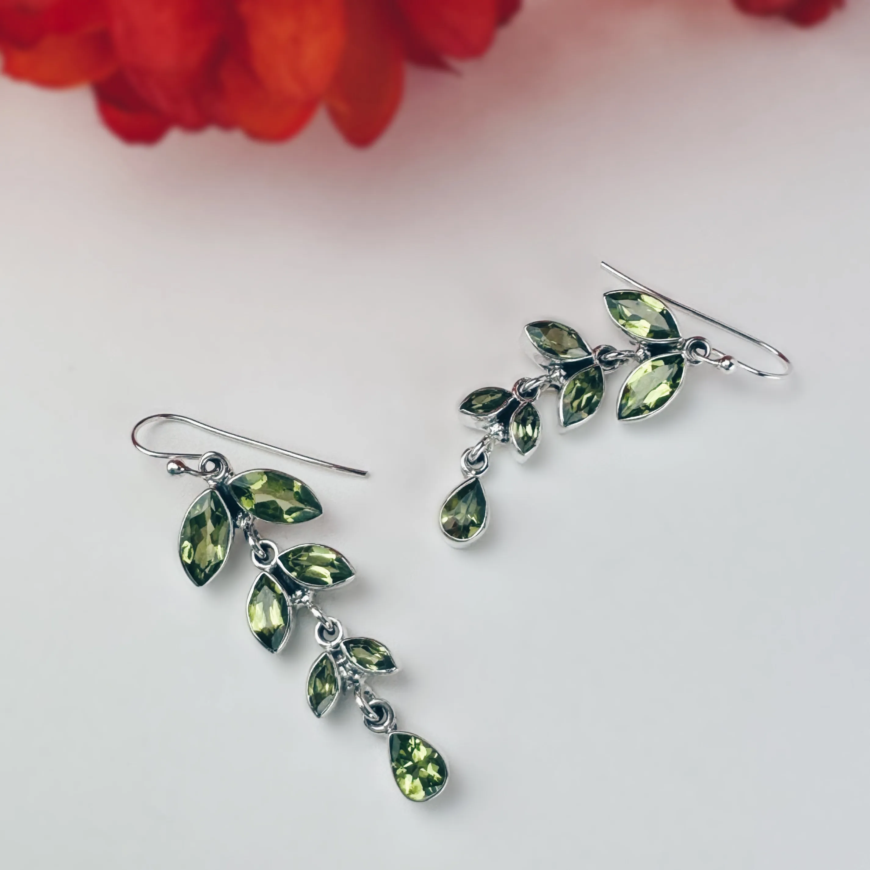 Lime Leaf Earrings - VE502