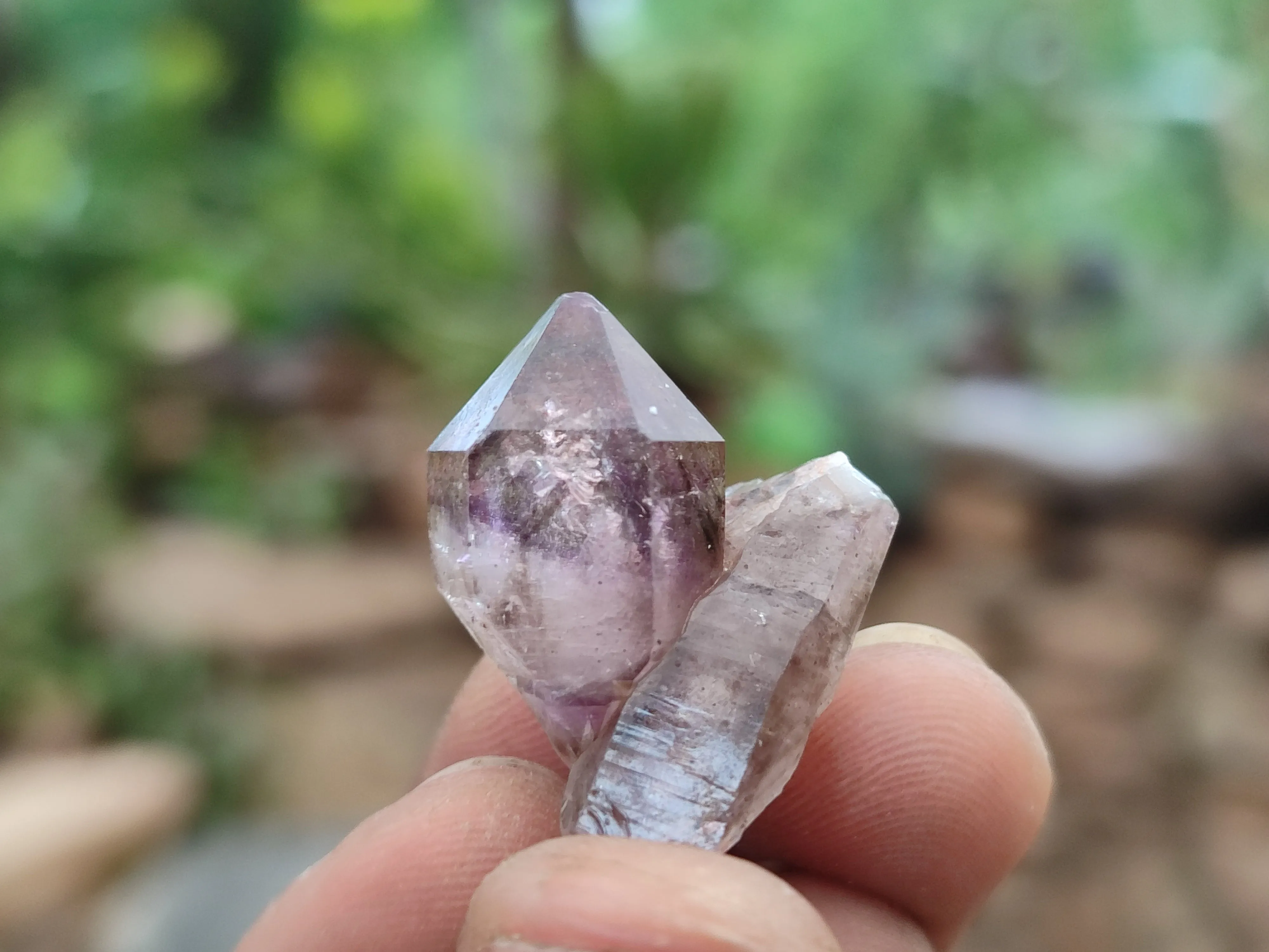 Natural Amethyst Quartz Crystals x 70 From Chiredzi, Zimbabwe