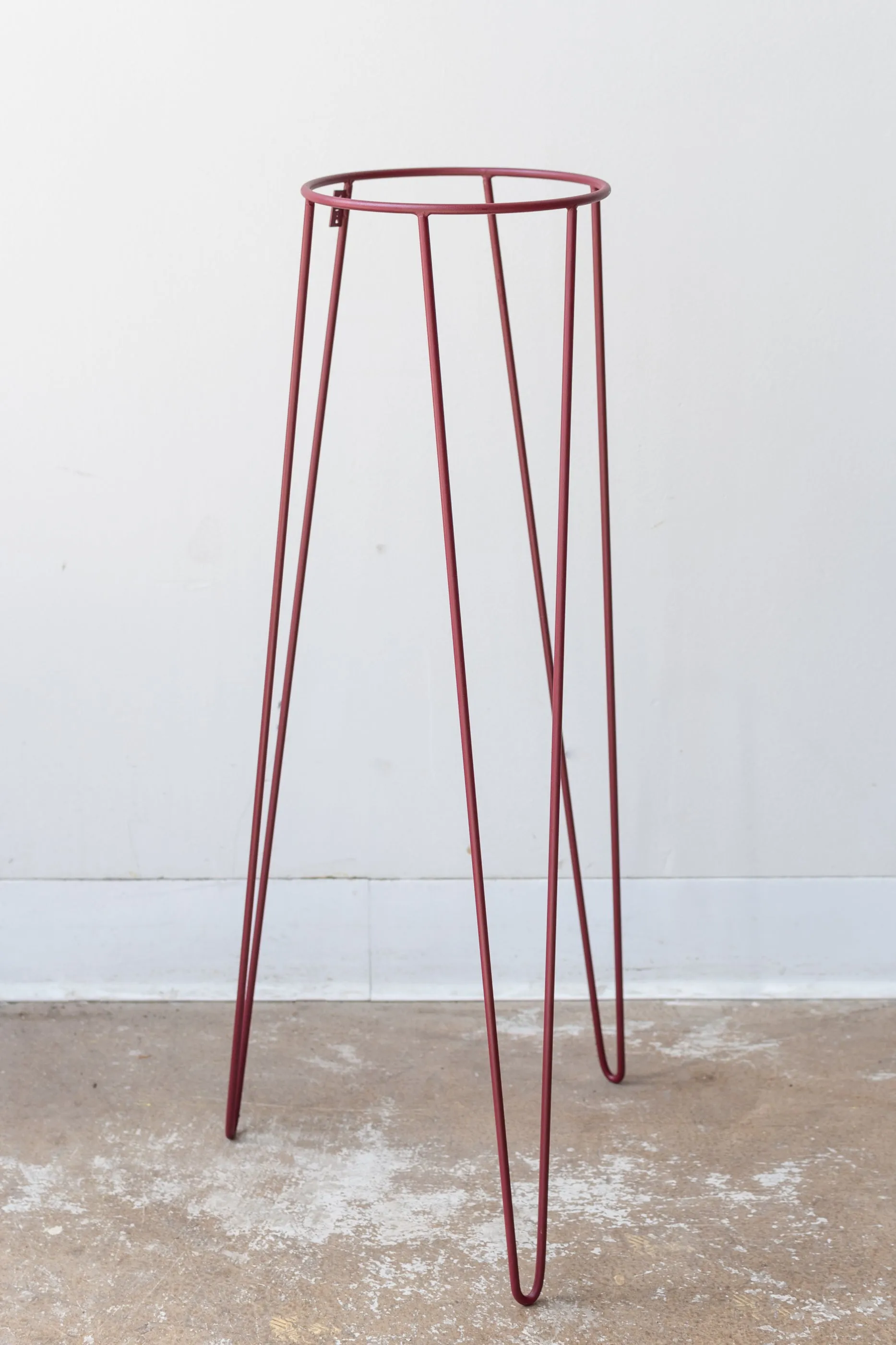 Neo Plant Stand burgundy