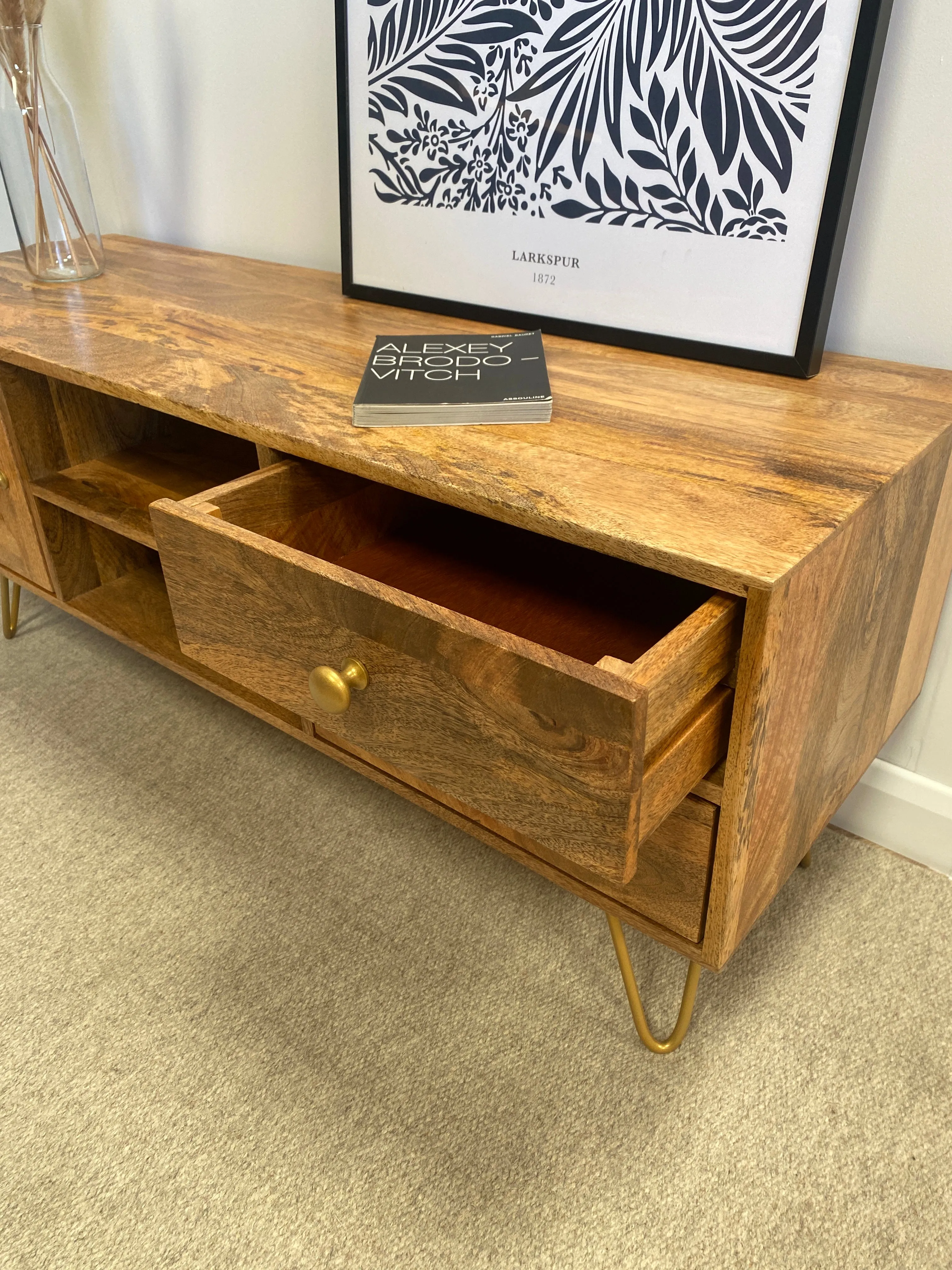 Nyla TV Stand