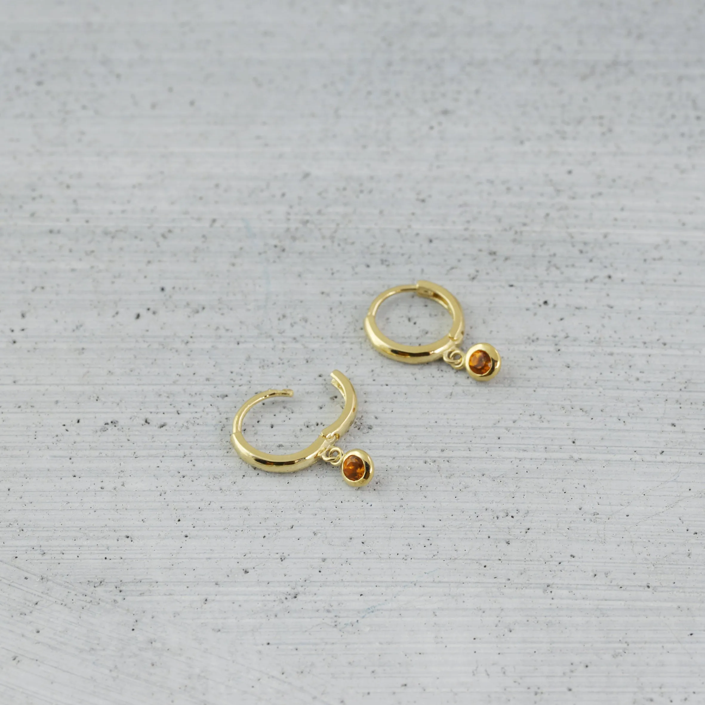 One dream sleeper Earring (single) - 14K/ 18K Gold