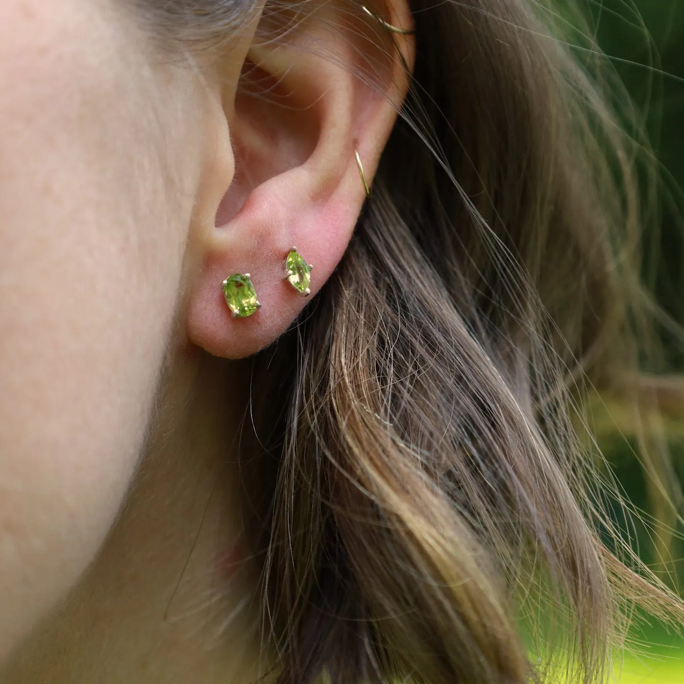 Oval Peridot Post Earring