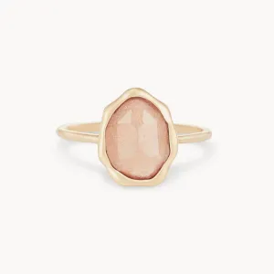 peach moonstone mood ring - 14k yellow gold