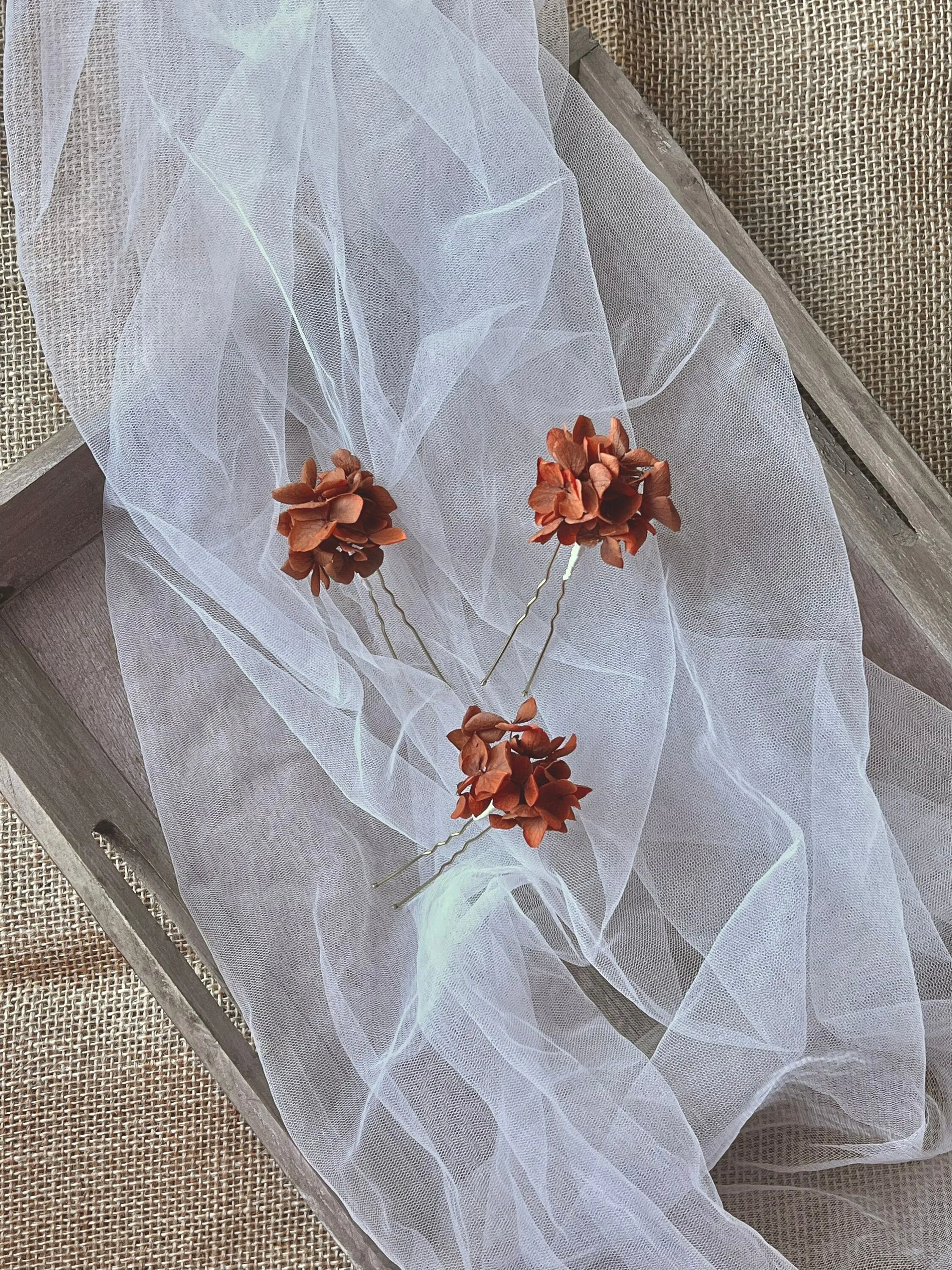 Terracotta Burnt Orange Dried Flower Hair Pins, Rustic Wedding Preserved Hydrangea Mini Head Piece, Boho Bridal Real Floral Hair Pins